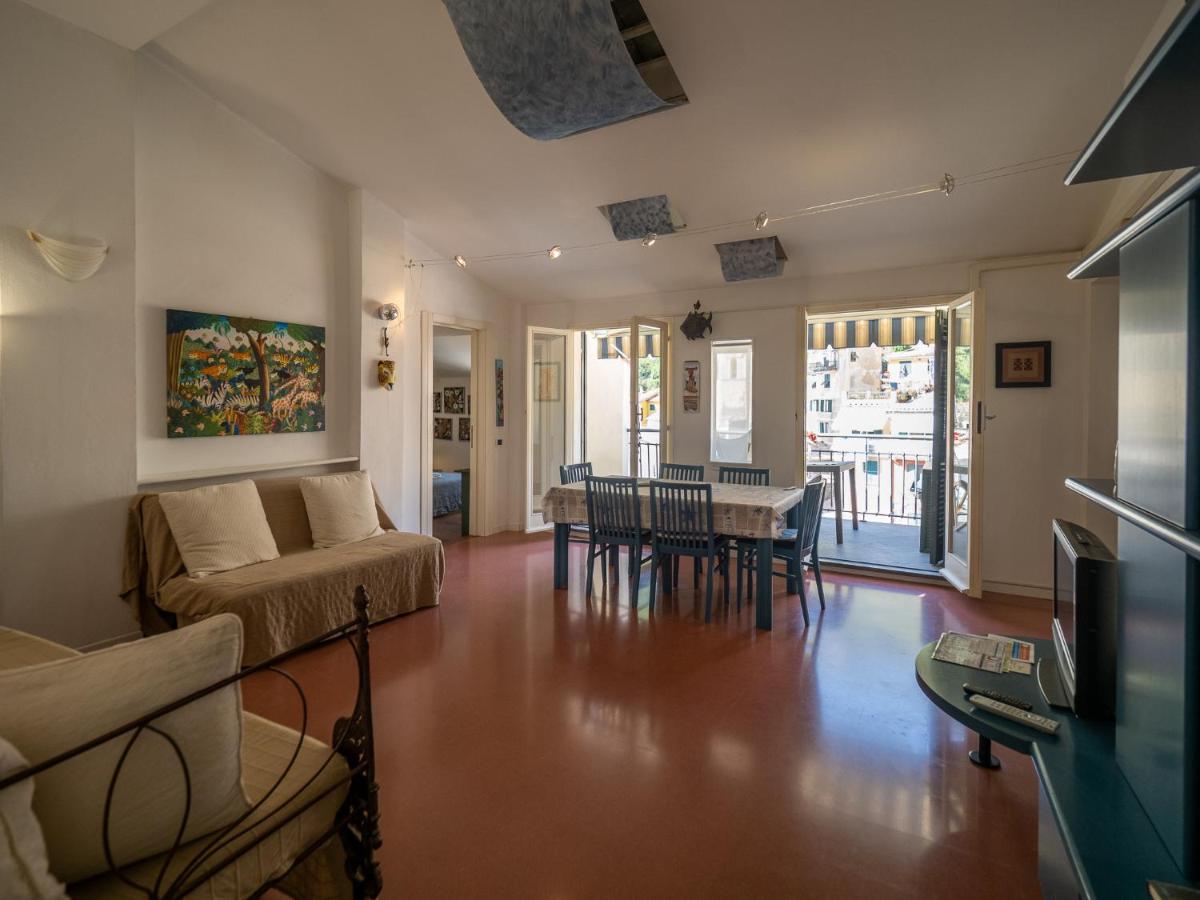 Lassu Apartment With View Вернацца Экстерьер фото